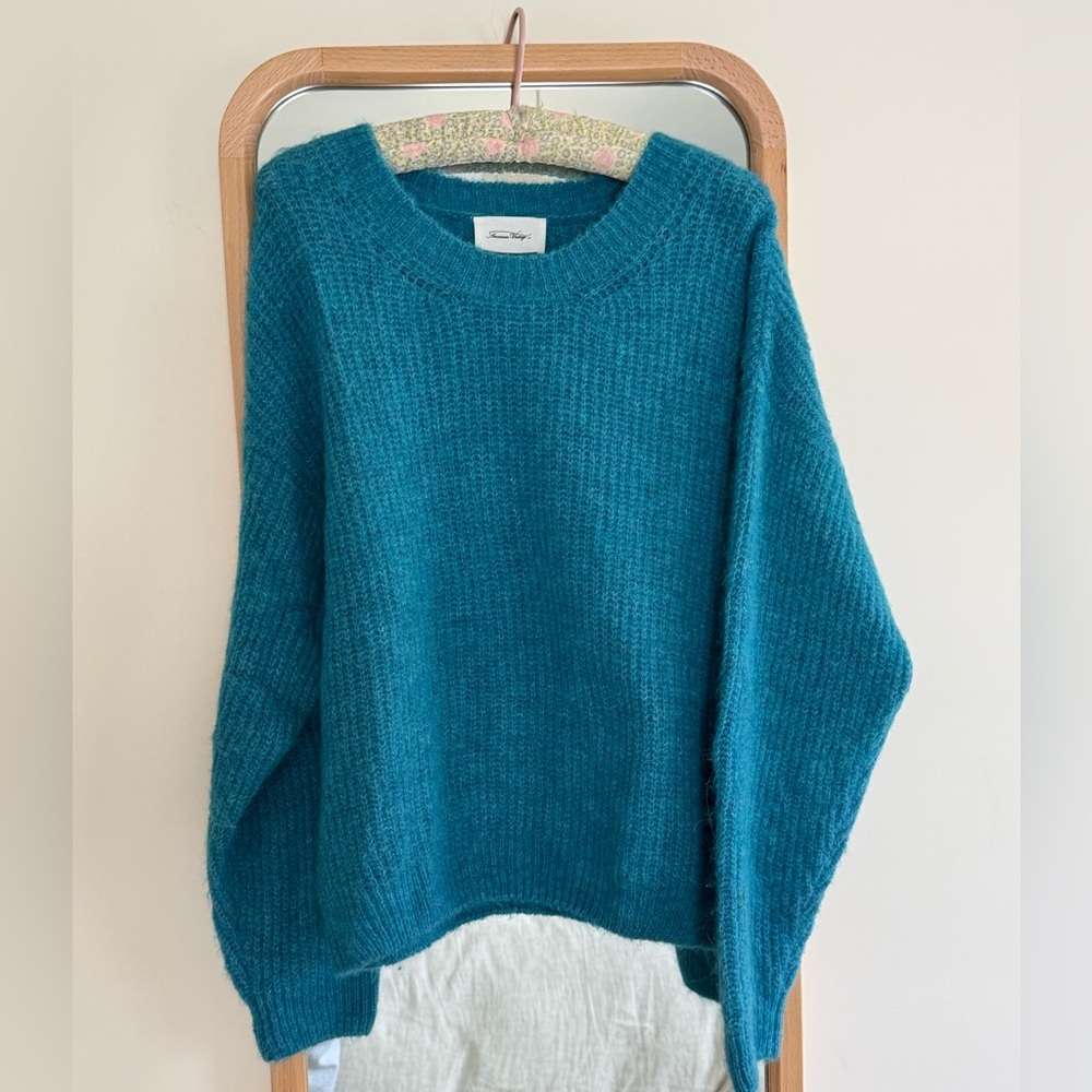 American Vintage lightweight knit sweater